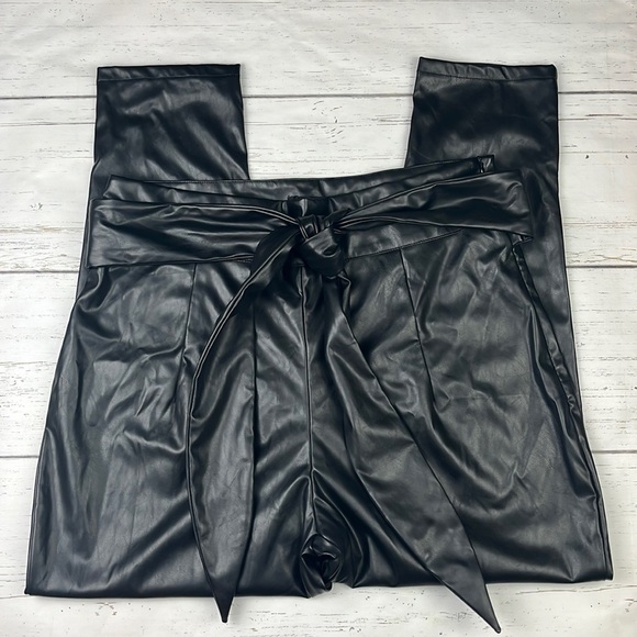 PrettyLittleThing Pants - ☀️NWT PrettyLittleThing Black Faux Leather Tie Belt Pants